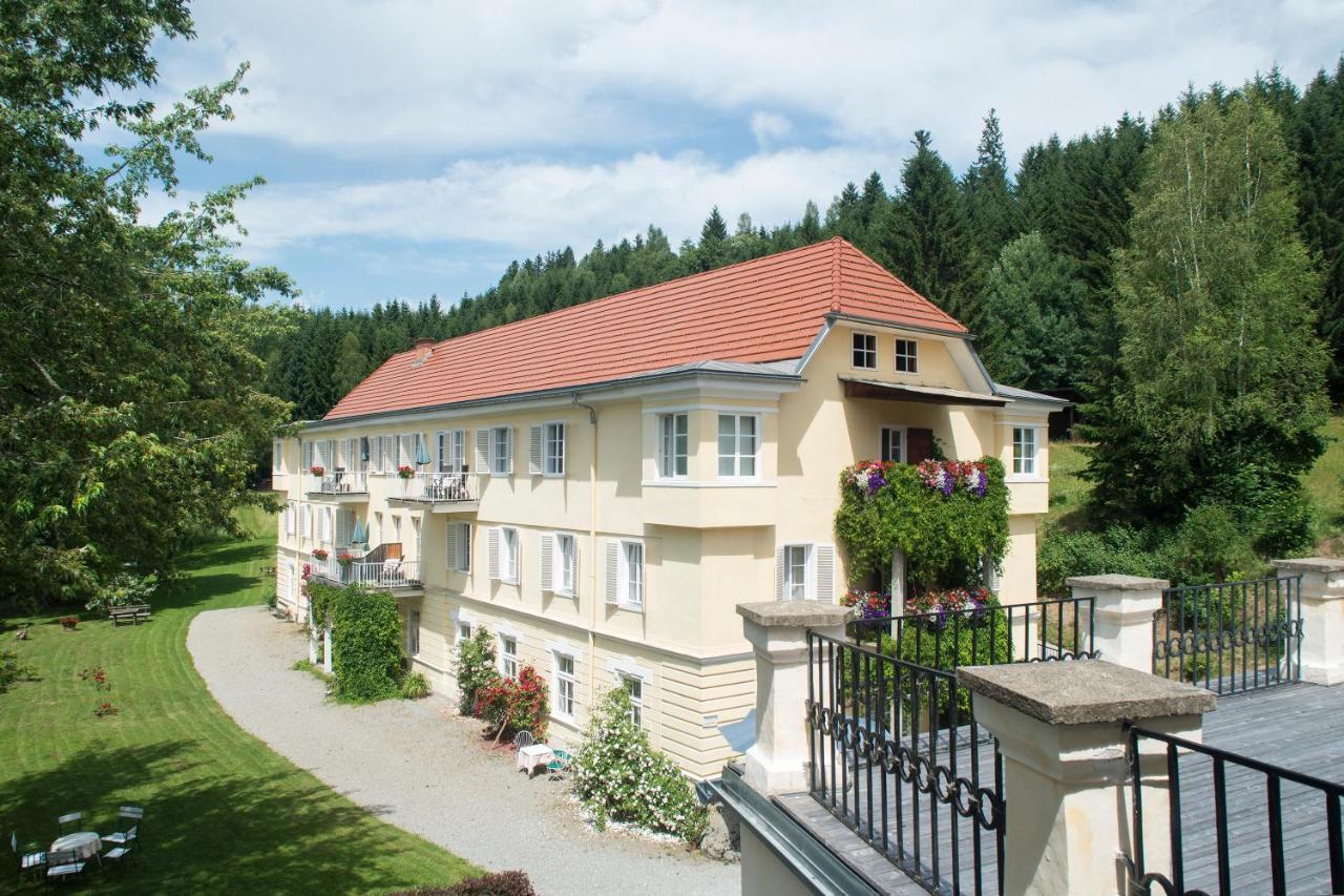 Hotel Landsitz Pichlschloss Neumarkt in Steiermark Exterior photo